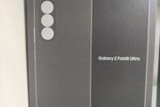 Samsung z fold 8 ultra 512gb brand New sealed pack Unlock sim free