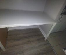 IKEA Vihals kitchen/ dining table