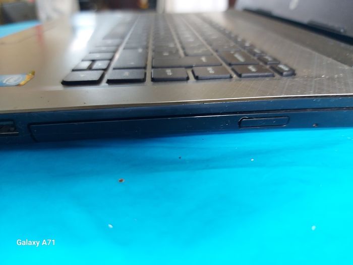 HP 14 inch Laptop, silver, Model 14-ac11na, Intel Pentium CPU 3825U, 1.9GHz, 2 GB Ram, 500GB HDD, Windows 10, Microsoft Edge, Chrome