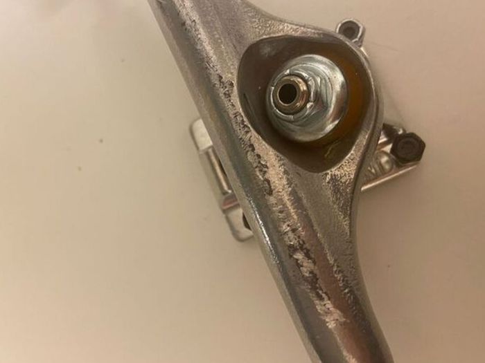 Independent Stage 11 Forged Hollow Silver 144 8.25'' Skateboard Trucks