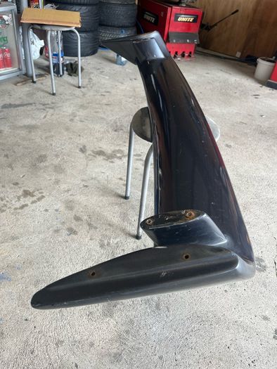 R32 GTR style spoiler