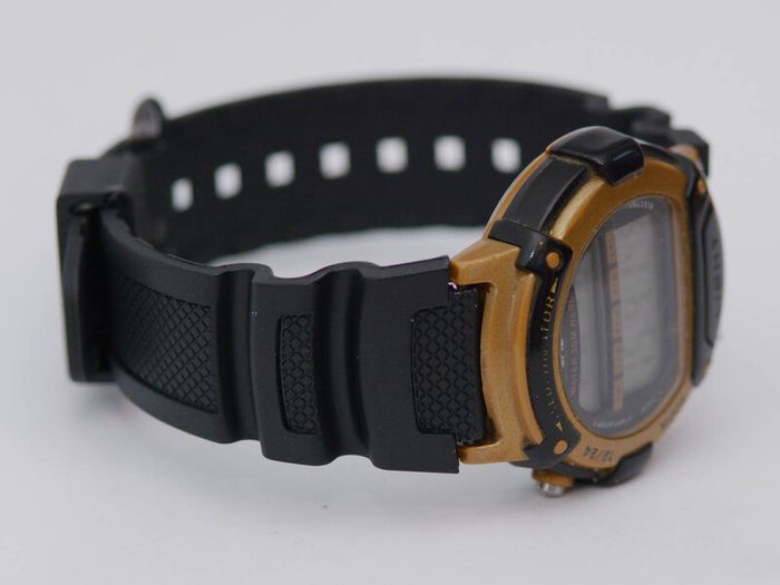 Vintage Casio W-92H Quartz Watch