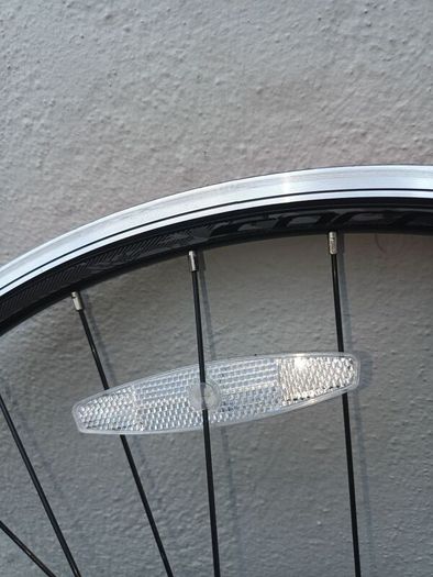 bike wheel front 26 inch Carrera in good condition