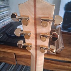 Eastman AC630 Jumbo