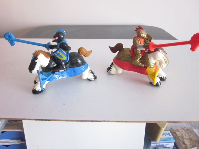 Fisher Price Great Adventures Castle Playset Horses Jousting (2)