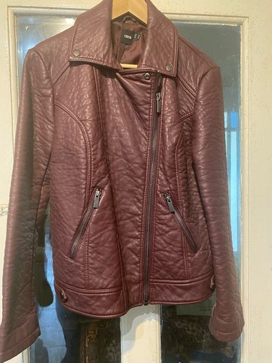 Ladies clothing