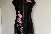 Chinese ladies top