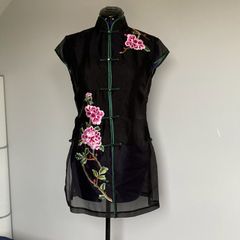 Chinese ladies top