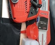BRAND NEW High Power One-Hand Cordless Chain Saw