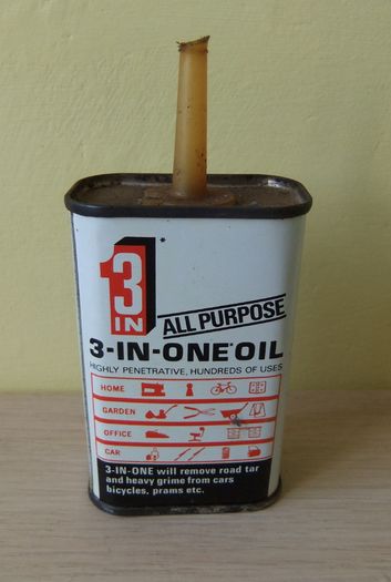 Old 3 - IN - One Oil Can