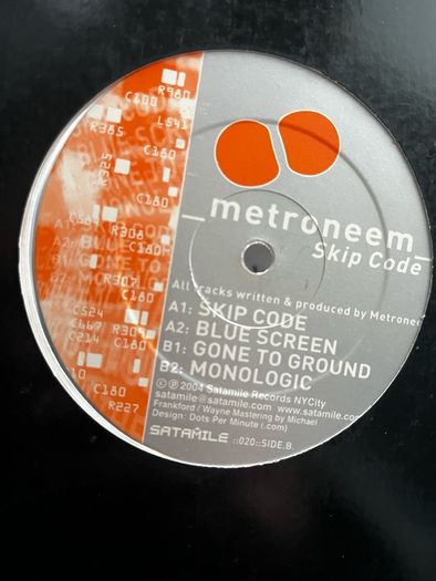 10e each Techno 12" vinyl