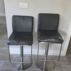 bar stools
