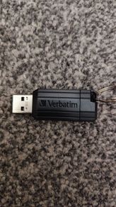 32 gb verbatim usb memory stick black