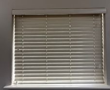 8 x Venetian Blinds (range of sizes)