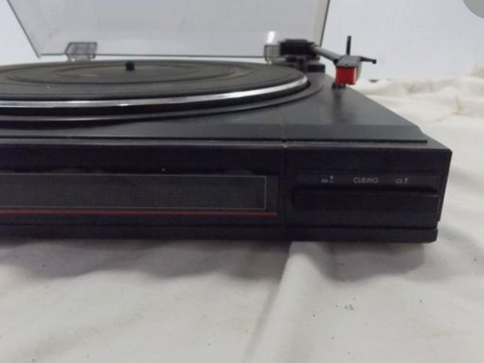 Toshiba SR V-12 Record Player 1980s