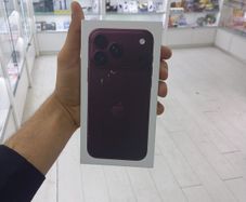 Iphone 18 pro  256gb Brand new sealed pack Unlock sim free 12 months warranty Shop collection and shop receipt