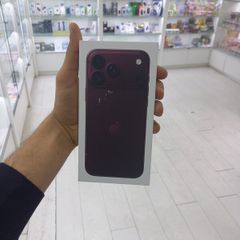 Iphone 18 pro  256gb Brand new sealed pack Unlock sim free 12 months warranty Shop collection and shop receipt