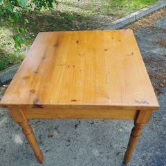 pine table