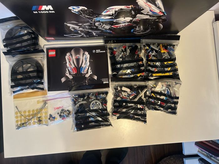 Lego Bmw M 1000 Rr (42130)