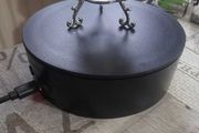 Beautiful Turntable Display Electric or Battery Postage Available or Collection