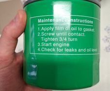 Oil filter Castrol - Toyota Previa, Corolla, Verso, Picnic, Rav4, Starlet