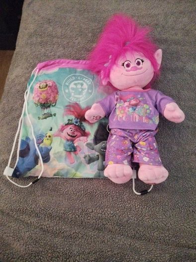 trolls poppy