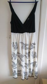 Black and cream patterned Monsoon summer dress, size 10.