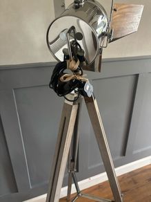 Floor lamp