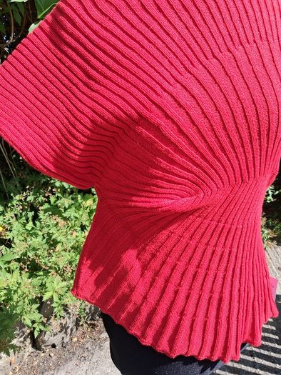 Beautiful red knitted cinched pleated top by ASOS DESIGN.