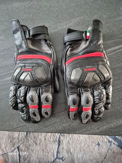 motorcycle gloves