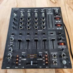 Behringer Mixer