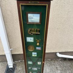 Small golf cabinet