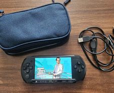 psp E1004 Street Black