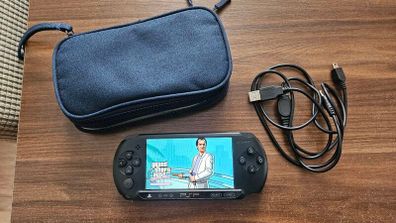 psp E1004 Street Black