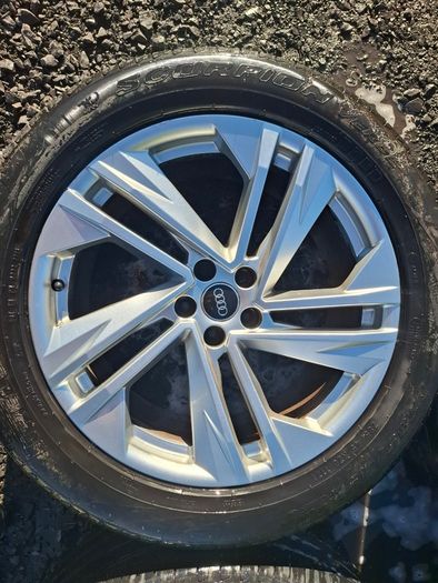 20" Genuine Audi Q7 S Line Alloys with tyres