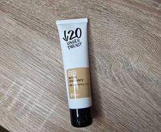 BB Mattifying Cream, Light