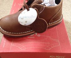 Kickers Adlar Boy Desert Boots (C9 - Eur27) - BNWT