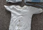 Newborn 0/3 hats  and body suit
