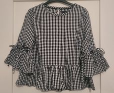 m&s top