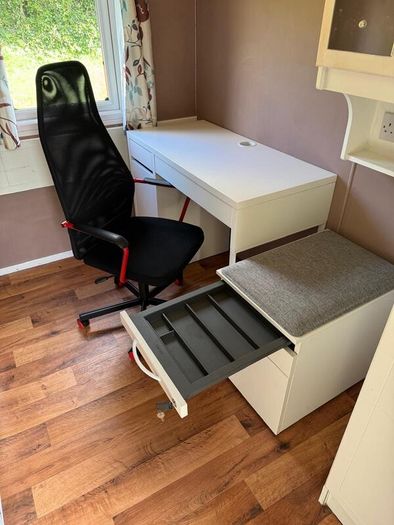 Desk, Chair & Lockable Pedestal Drawer Unit