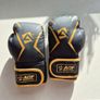 Kids boxing gloves Image 2