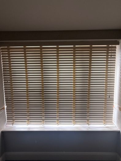 8 x Venetian Blinds (range of sizes)
