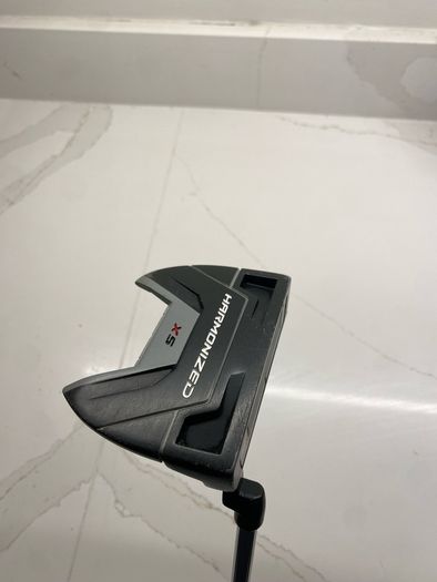 Wilson harmonized X5 putter with superstroke grip