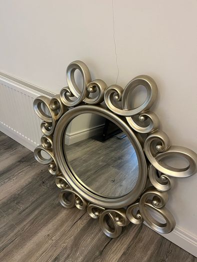 mirror