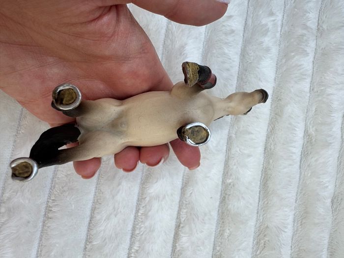 Schleich 13706 Buckskin Pony 2011 Used Dirty Please see photos