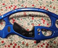 Right Handed Hoyt Recurve Archery Eclipse Riser -  Mettalic Blue