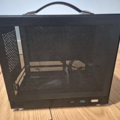 Mini ITX PC case