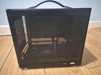 Mini ITX PC case