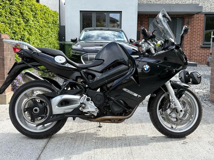 Bmw F 800 St