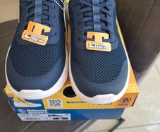skechers